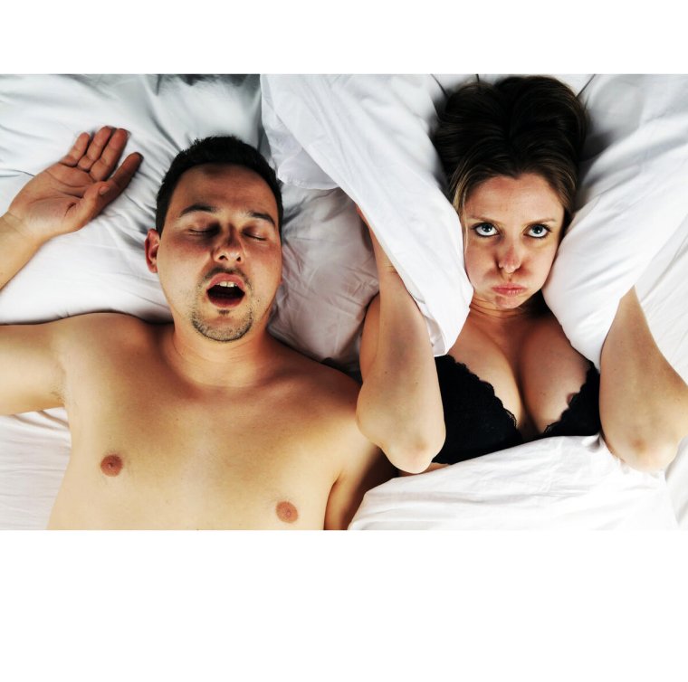 Силиконовая клипса от храпа