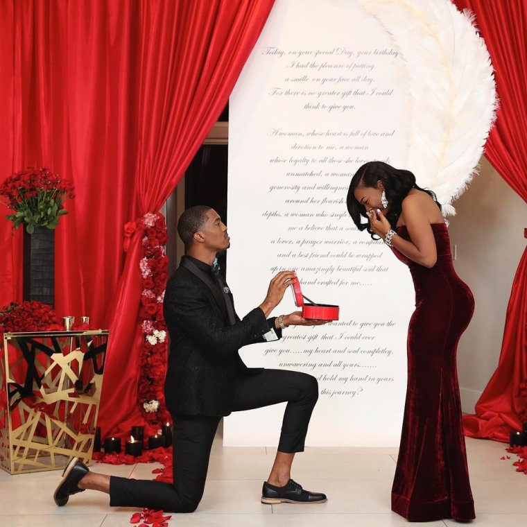 Креативное предложение руки и сердца