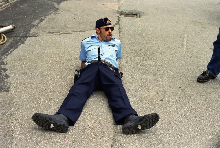 Советский солдат бухает