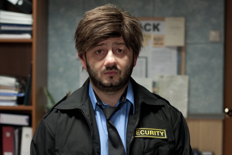 Охранник Галустян