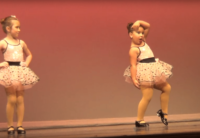 Смешные танцы детей