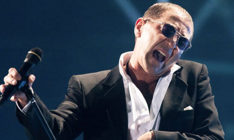 Григорий Лепс кривляется