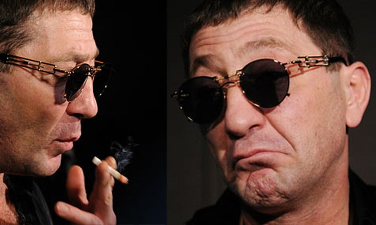 Григорий Лепс курит