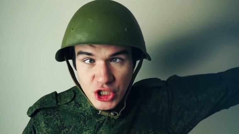 Евгений Баженов солдат