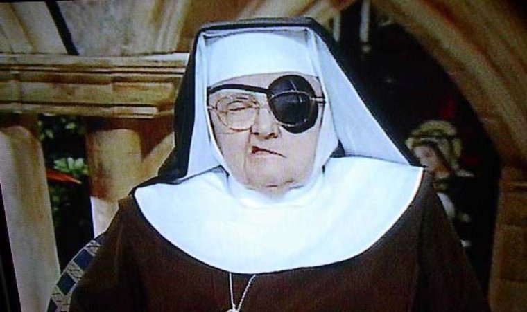 Смешные монахини