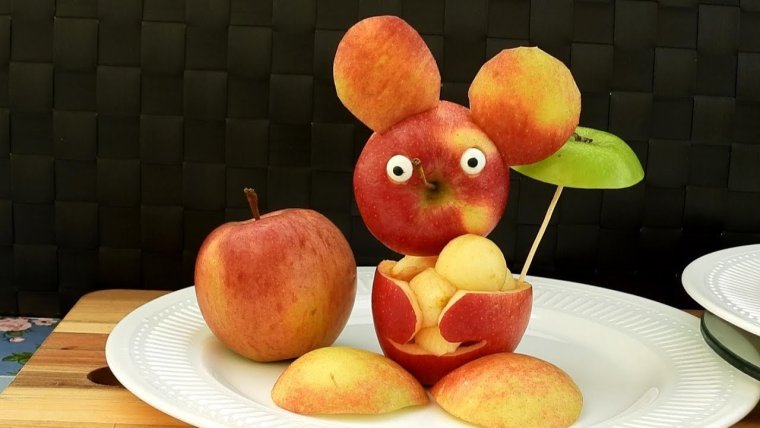 Фигуры из яблок