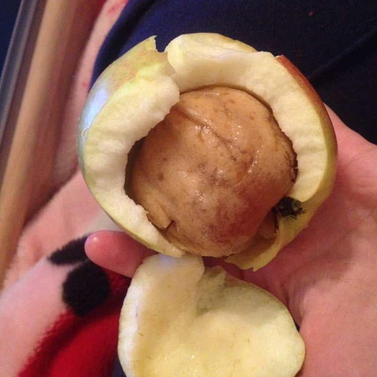 Яблоко прикол