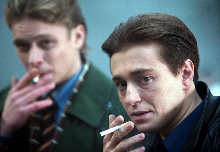 Сергей Безруков Саша белый