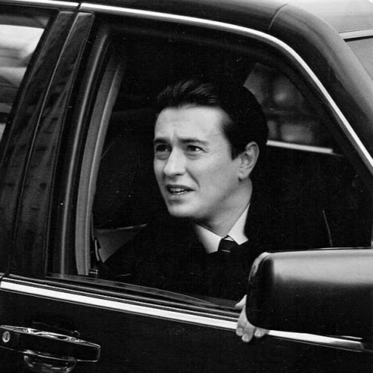 Сергей Безруков бандит