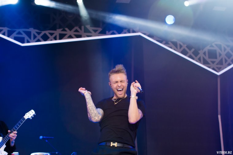 Егор Крид поет