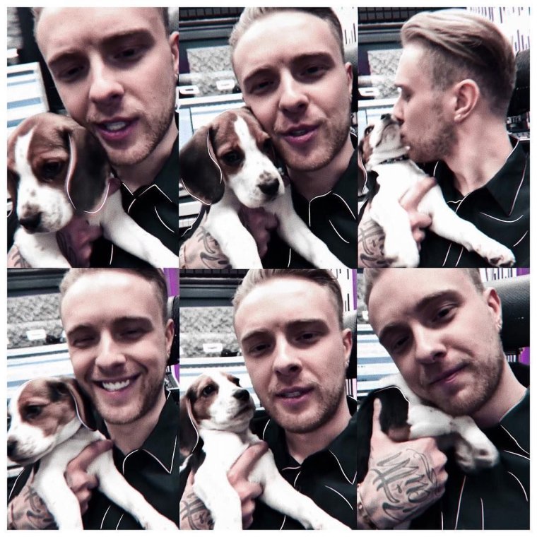 Егор Крид с цветами