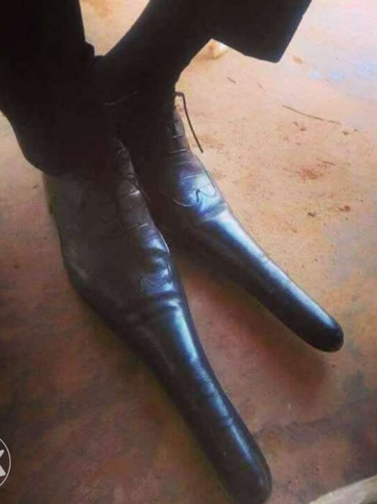 Остроносые туфли смешные