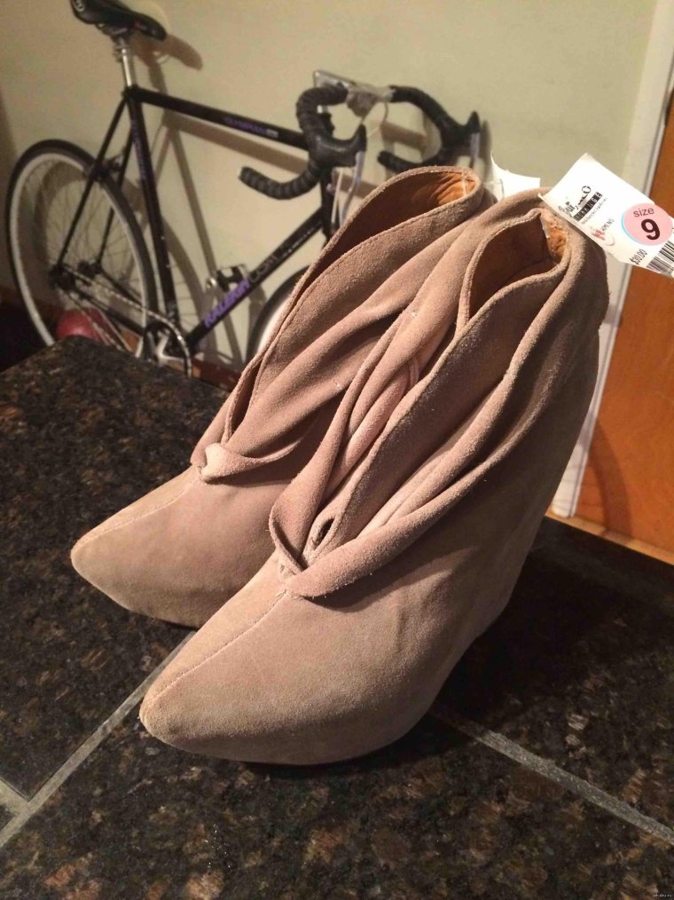 Приколы про обувь