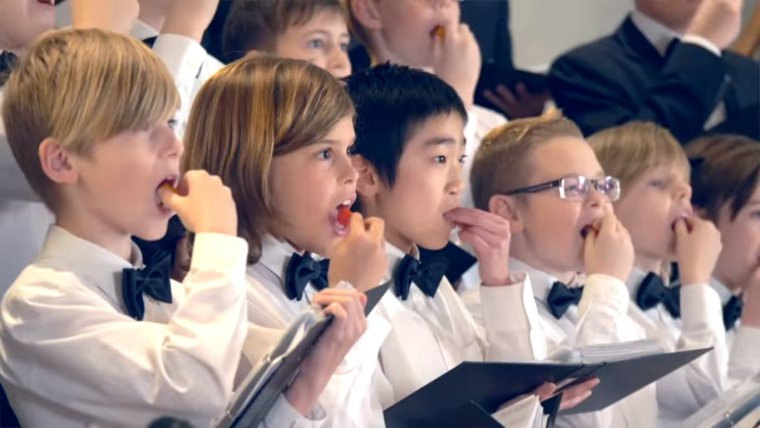 Веселый детский хор