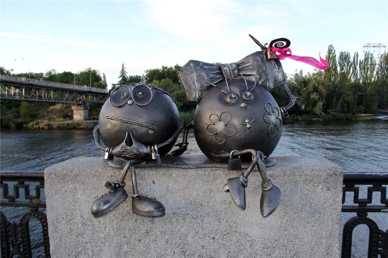 Скульптура de Vaartkapoen, Брюссель