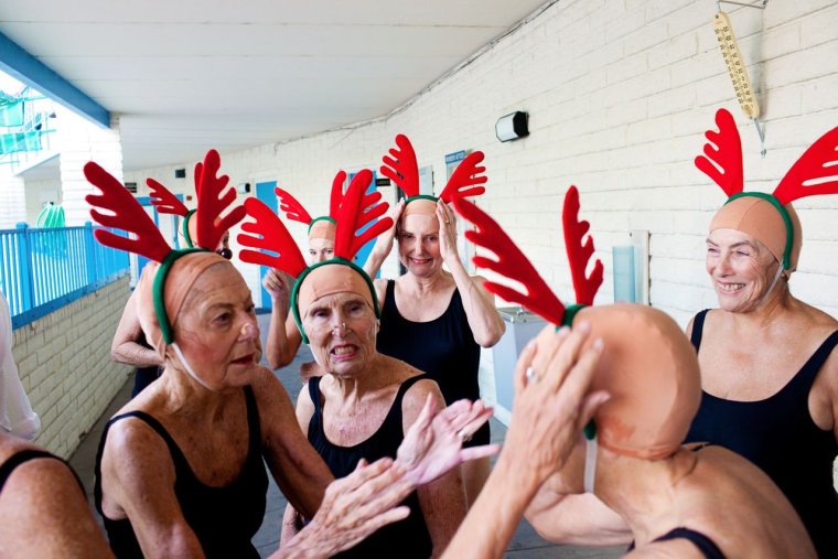 Тусовка пенсионеров