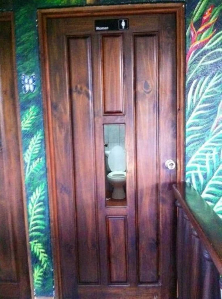 Смешные входные двери