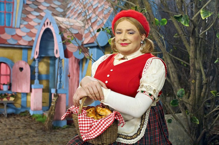 Верка Сердючка красная шапочка