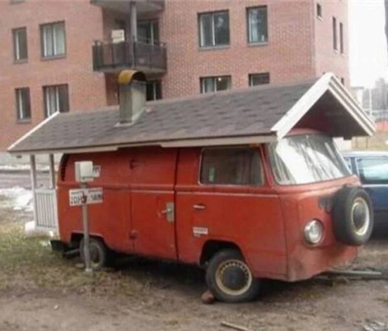 Домик на колёсах прикол