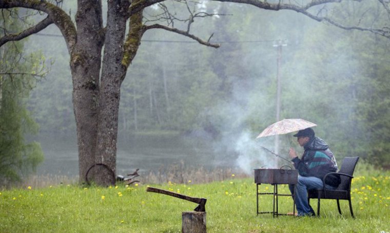 Пикник в дождь