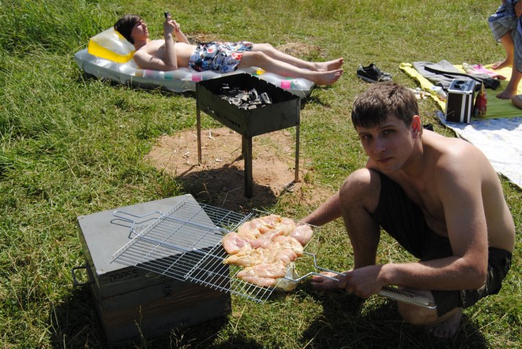 Мужчина на даче