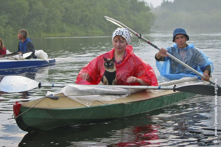 Турист на байдарке