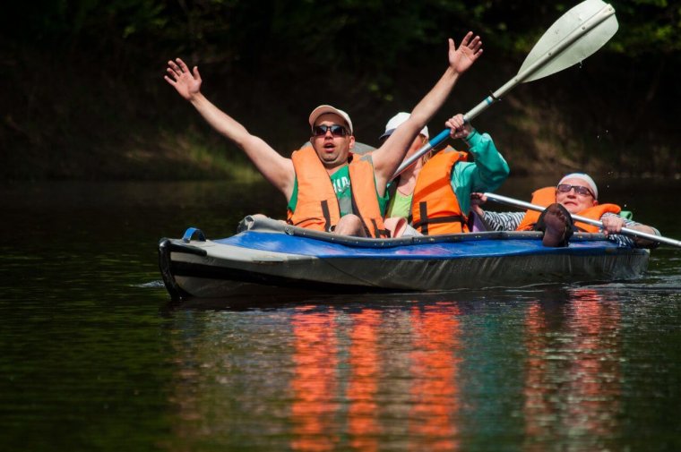 Сплав на каяках, байдарках и каноэ
