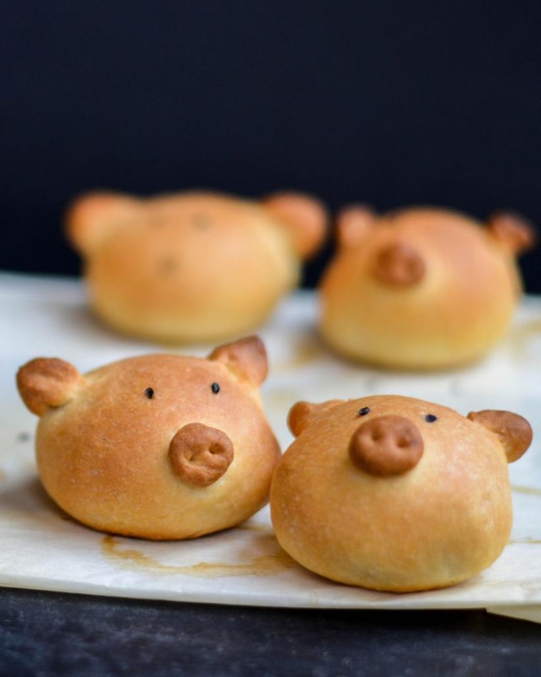 Тапочки из батона