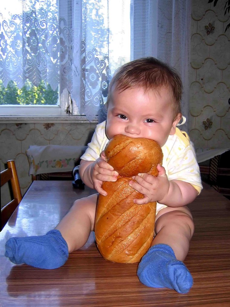 Прикольные сосиски в тесте