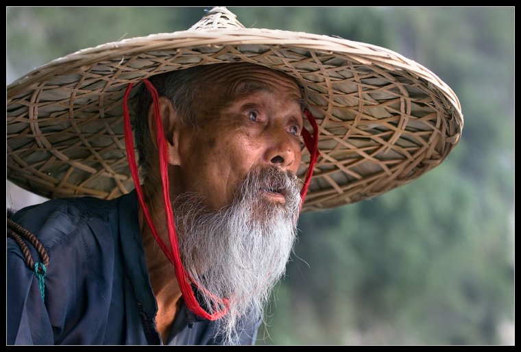 Вьетнамская шляпа нон