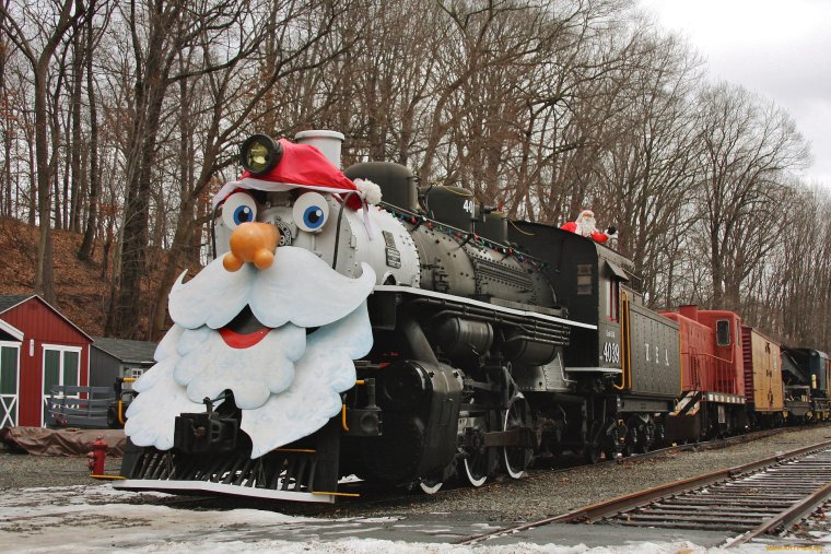 Новогодний паровоз