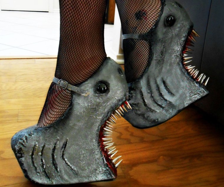 Страшные ботинки