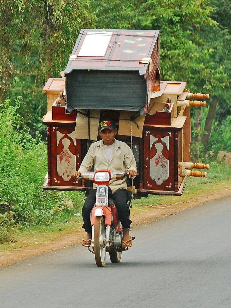Переезд прикол