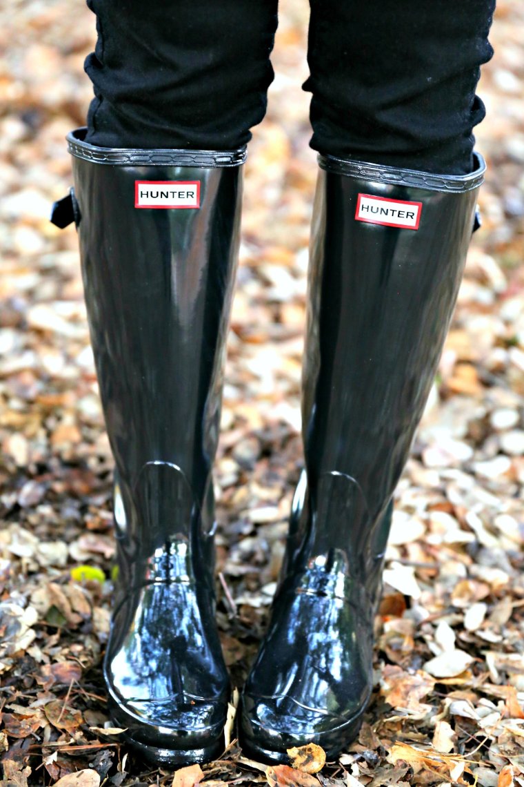 Сапоги из собаки