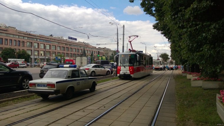 Приколы с трамваями в России