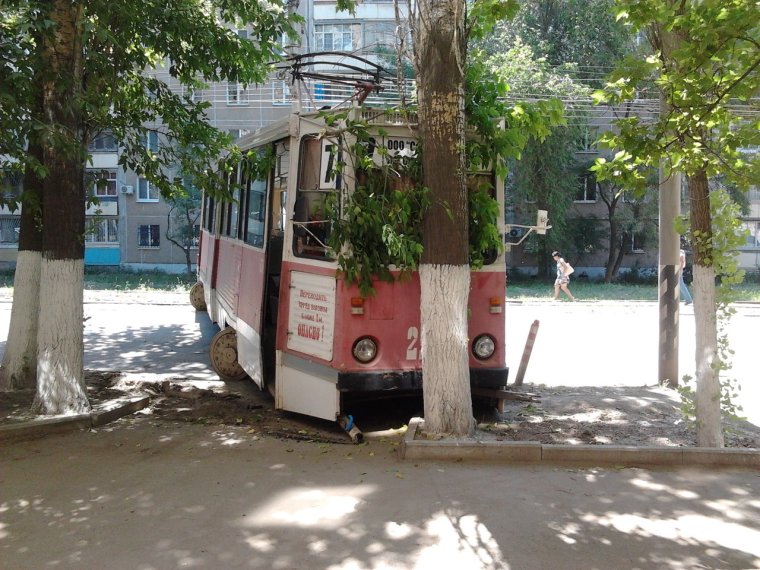 Приколы с трамваями фото
