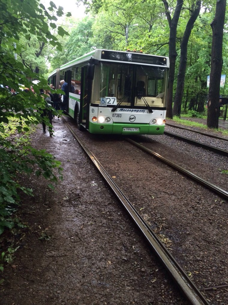 Трамвай прикол