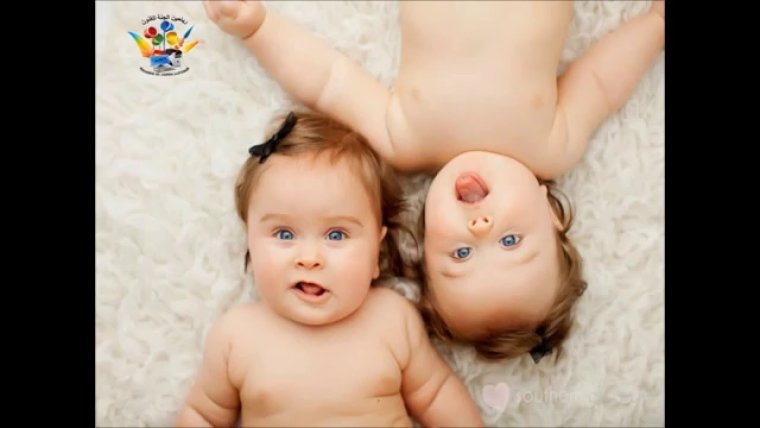 Плачущие малыши Близнецы