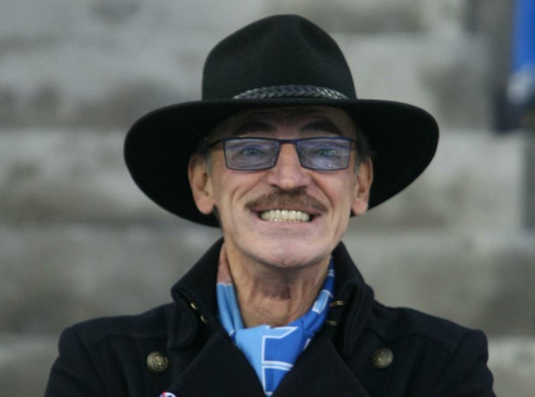 Михаил Боярский в шляпе