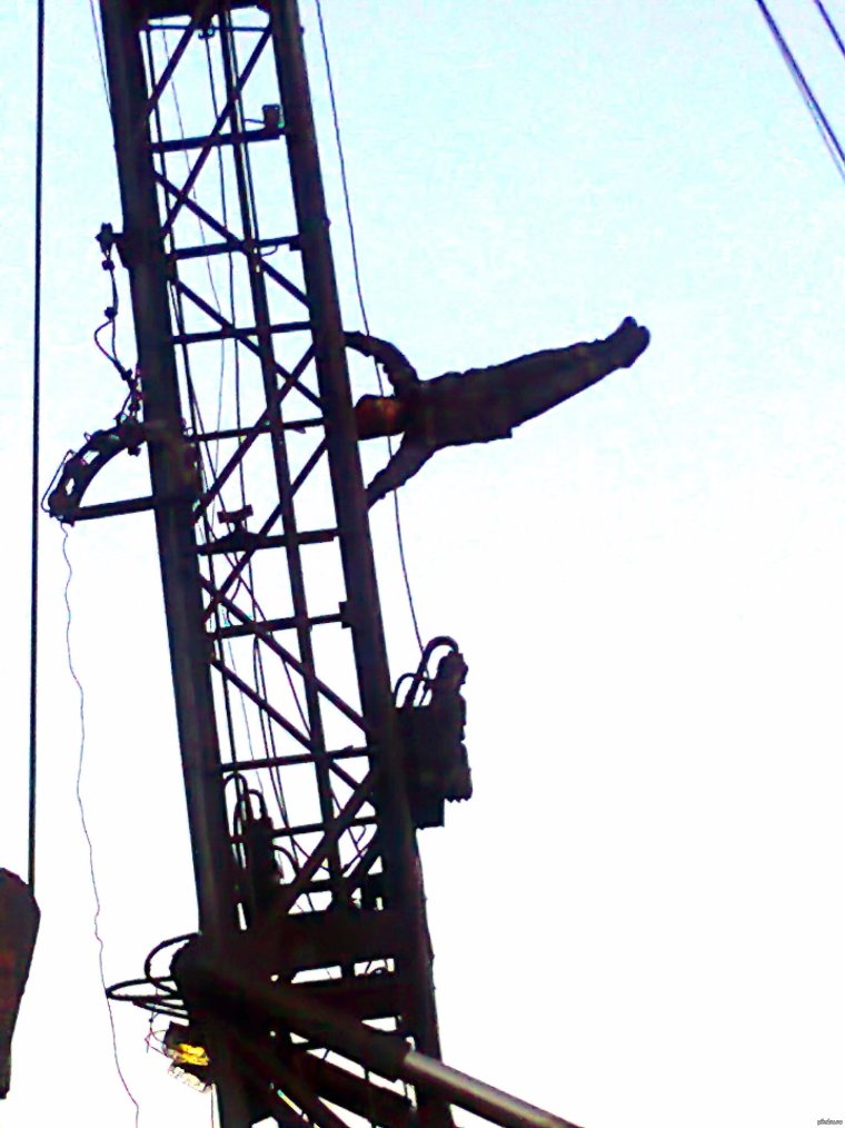 Помбур в нефти