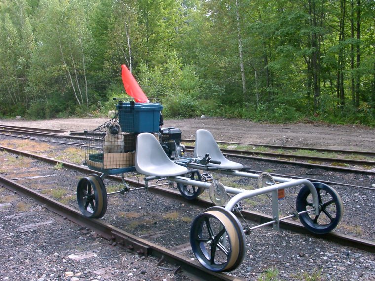 Дрезина Железнодорожная