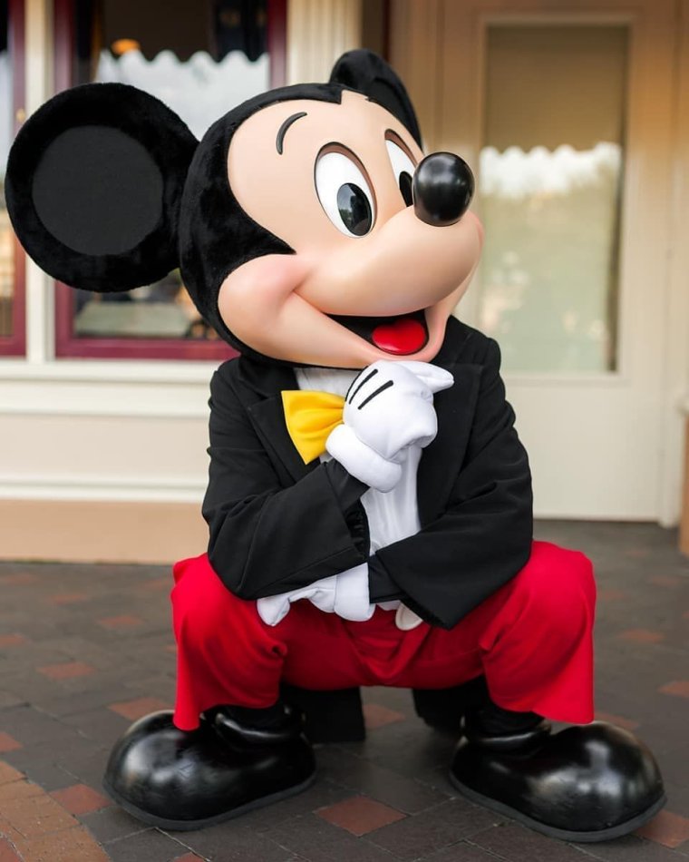 Микки Маус Майкл Джексон