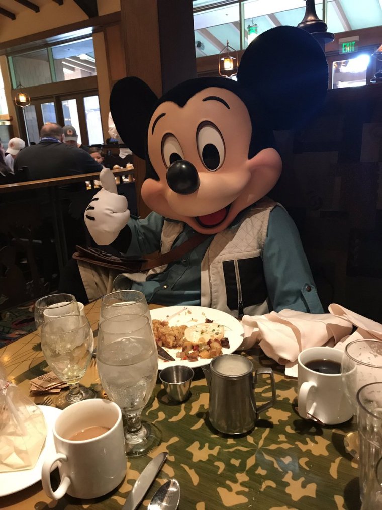 Пицца Микки Маус