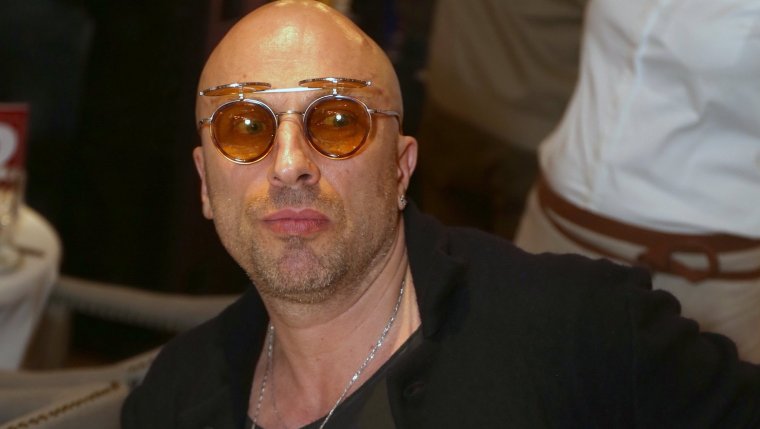 Дмитрий Нагиев танцует