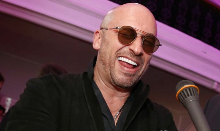 Человек на ослике