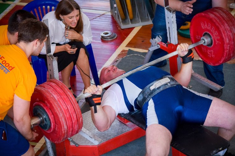 Жим лежа соревнования