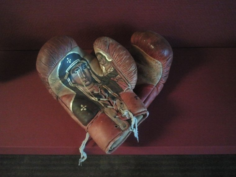 Смешные боксерские перчатки