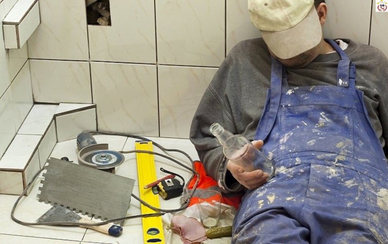 Пьяный на рабочем месте