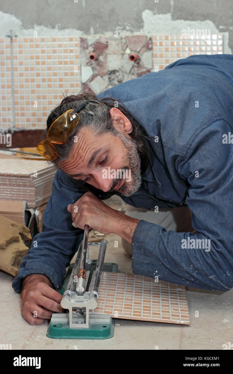 Смешной плиточник