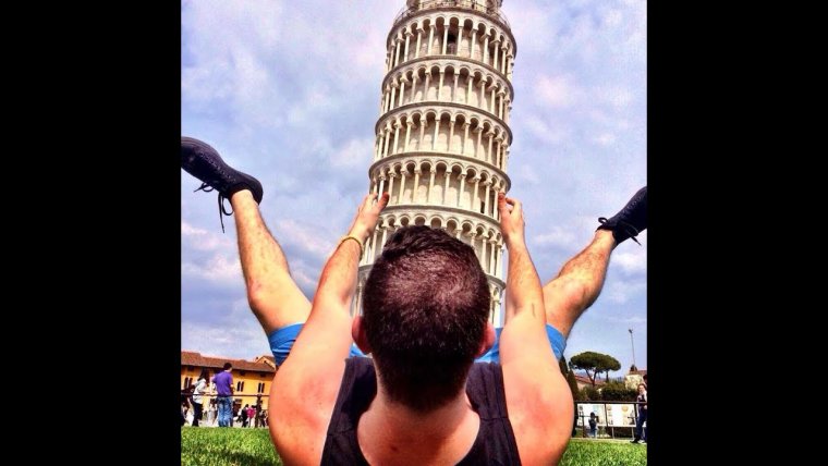 Пизанская башня в зад